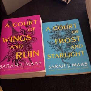 A Court of Wings and Ruin & A Court of Frost and Starlight Books